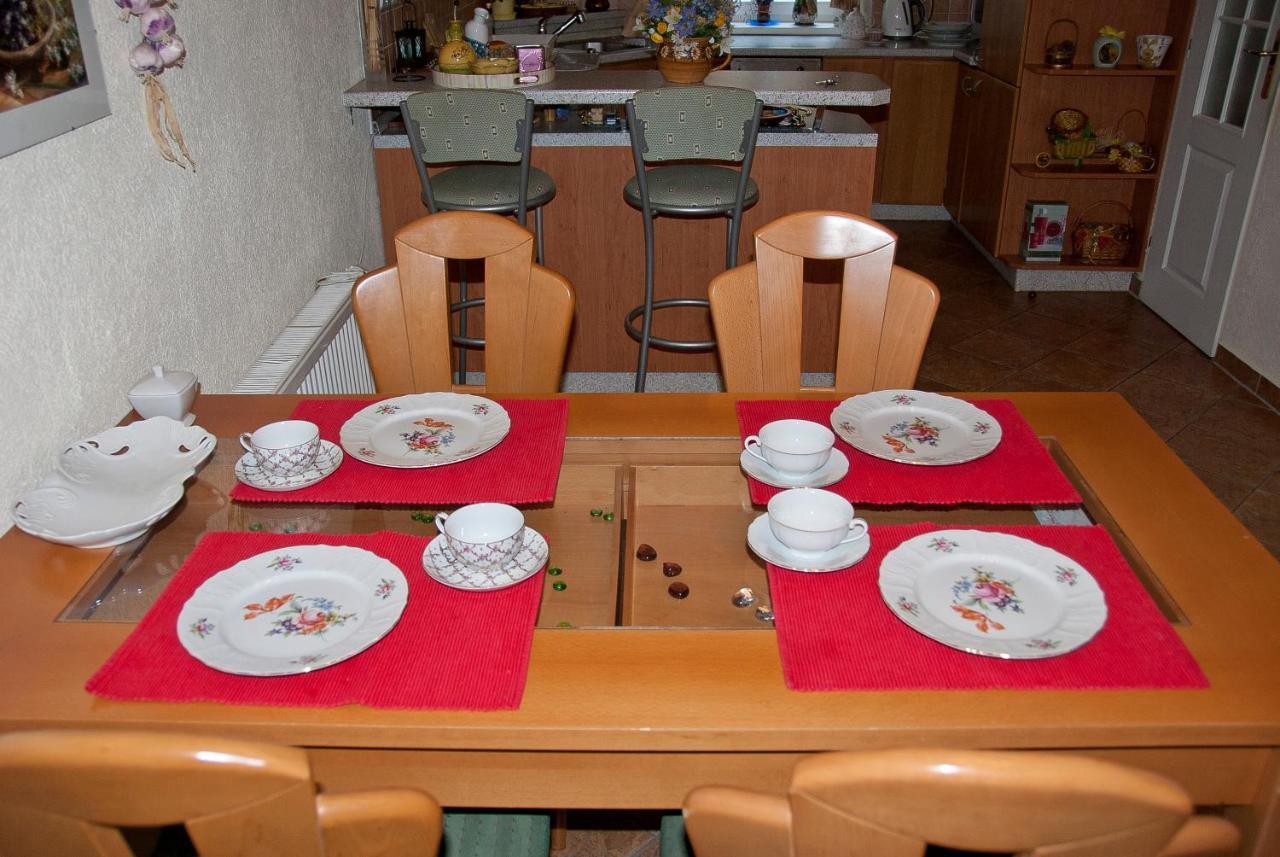 Apartman Na Zahradni Karlsbad Exterior foto